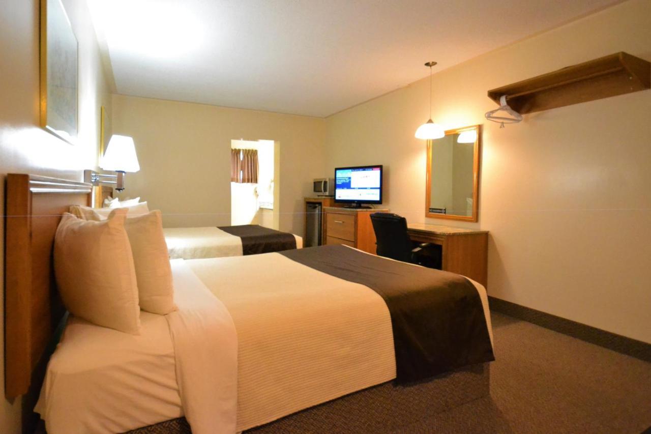 Newmarket Inn Экстерьер фото