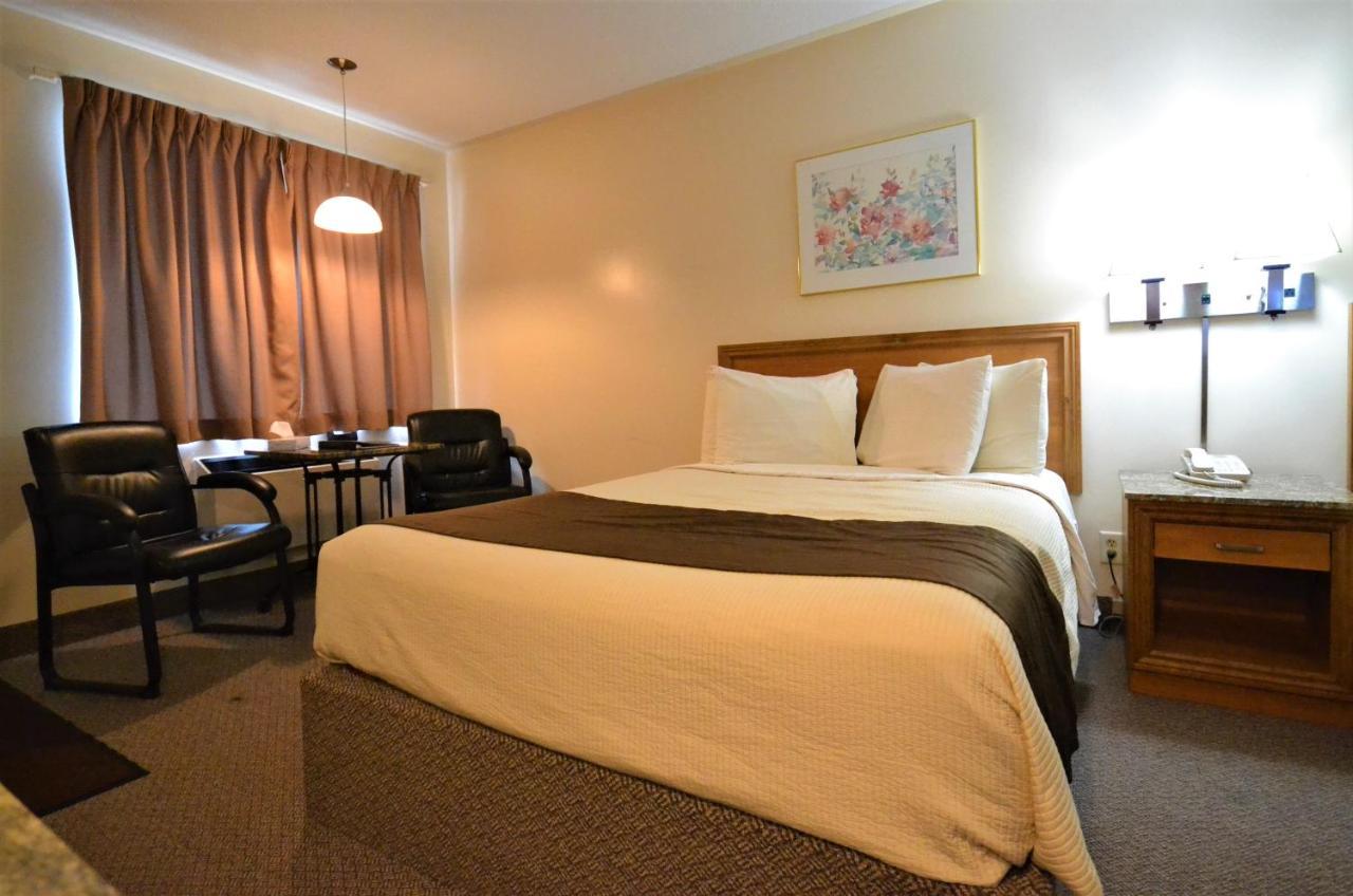 Newmarket Inn Экстерьер фото