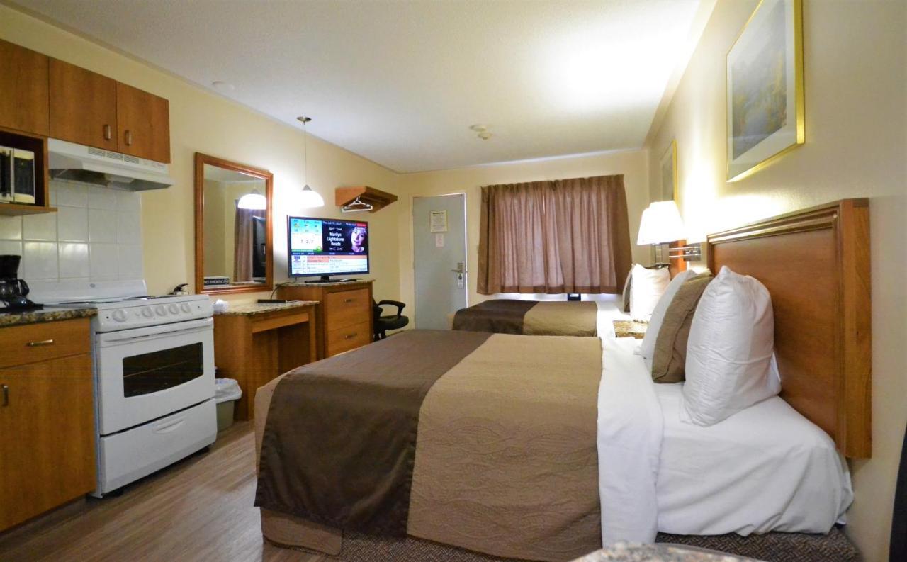 Newmarket Inn Экстерьер фото