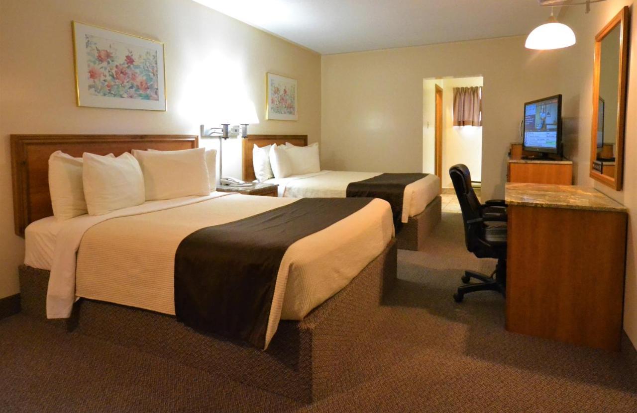 Newmarket Inn Экстерьер фото