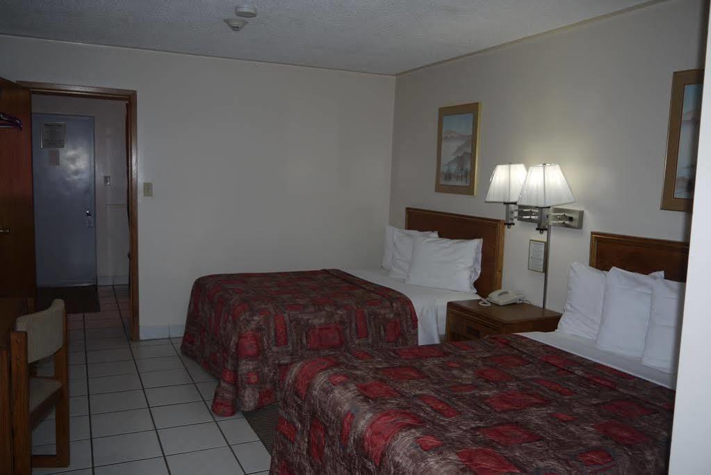 Newmarket Inn Экстерьер фото