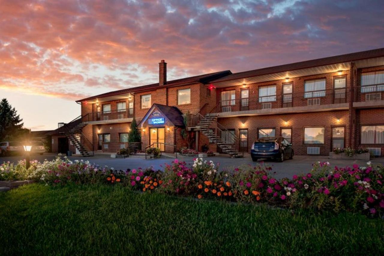 Newmarket Inn Экстерьер фото